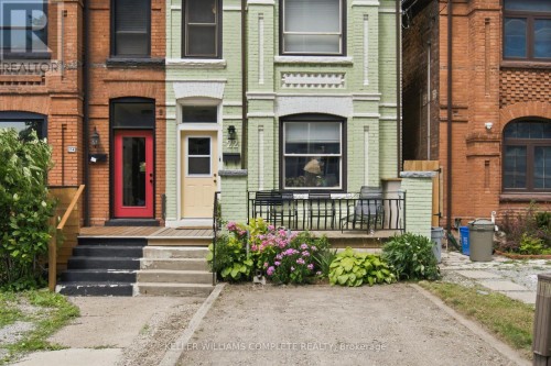 22 Spring Street, Hamilton, ON 