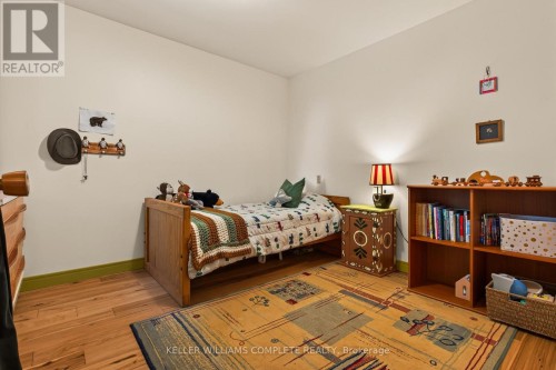 22 Spring Street, Hamilton, ON 