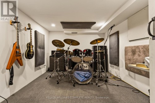 22 Spring Street, Hamilton, ON 