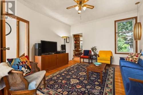 22 Spring Street, Hamilton, ON 