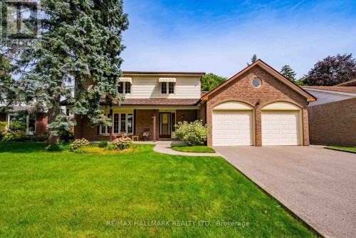 27 SIR GAWAINE PLACE  Markham, ON L3P 3A1