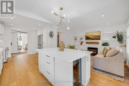 4013 Jarvis Crescent, Burlington, ON 