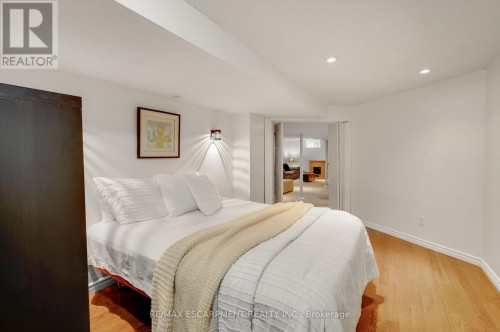4013 Jarvis Crescent, Burlington, ON 