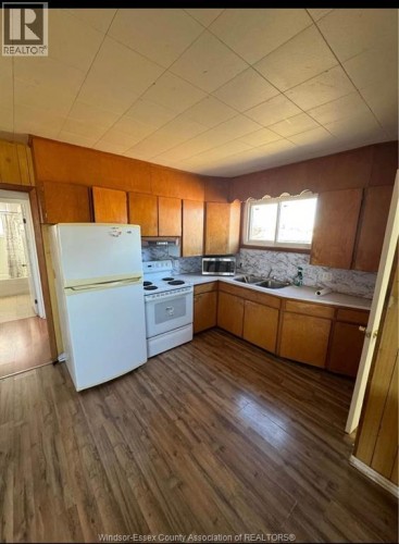 432 SIMCOE STREET Unit# UPPER FLOOR 1 , Amherstburg, Ontario N9V 1N3 5