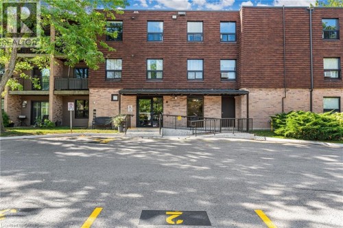 4209 HIXON Street Unit# 308 , Beamsville, Ontario L3J 0K2 2