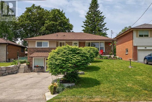 405 BERNHARD CRESCENT  Oshawa (O'Neill), ON L1G 2B7