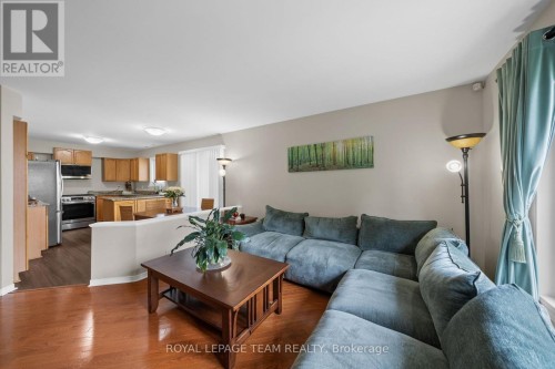 6524 Tooney Drive, Ottawa, ON 