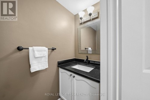 6524 Tooney Drive, Ottawa, ON 