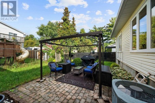 6524 Tooney Drive, Ottawa, ON 