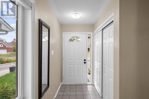 6524 Tooney Drive, Ottawa, ON 