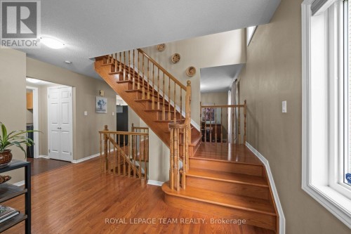 6524 Tooney Drive, Ottawa, ON 