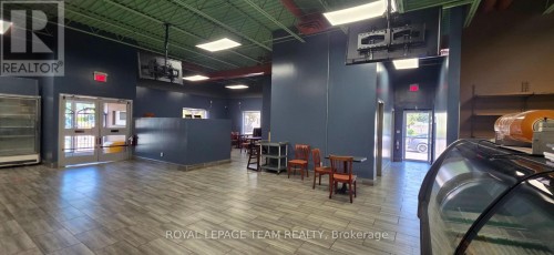 18 Third Street E, Cornwall, ON 