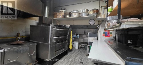18 Third Street E, Cornwall, ON 