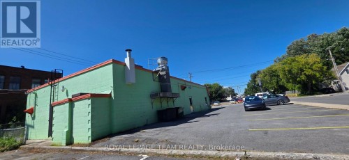 18 Third Street E, Cornwall, ON 