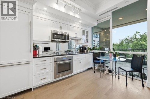 2060 Lakeshore Road Unit# 202, Burlington, ON 