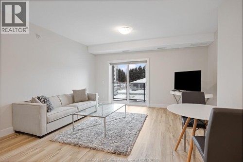 224 MAIN STREET East Unit# 609 , Kingsville, Ontario N9Y 0H1 4