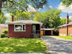 UPPER - 41 BAINBRIDGE AVENUE  Toronto, ON M3H 2J8