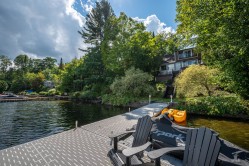 107 Rue des Rosiers Saint-Hippolyte, QC J8A 1R9