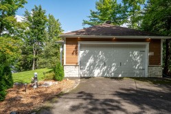 Garage - 