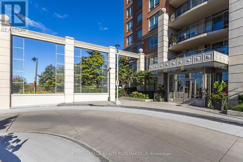 206 - 2365 CENTRAL PARK DRIVE , Oakville, Ontario L6H 0C7 4