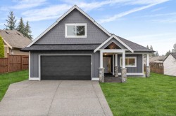 715 Doehle Ave Parksville, BC V9P 2V1