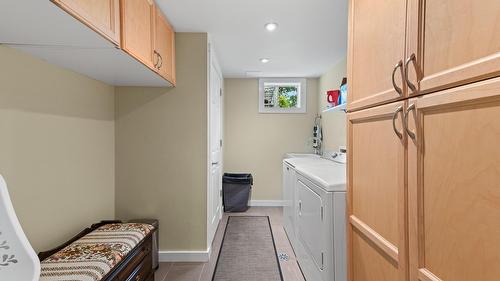 2705 9Th Avenue, Castlegar, BC 