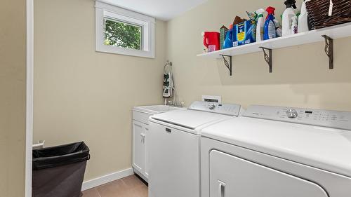 2705 9Th Avenue, Castlegar, BC 