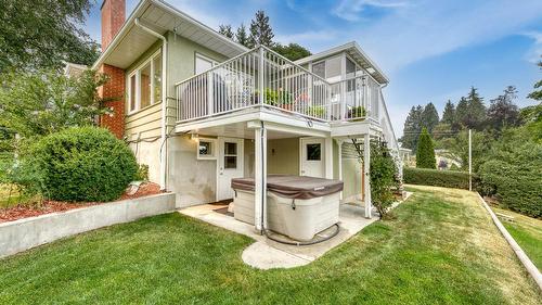 2705 9Th Avenue, Castlegar, BC 