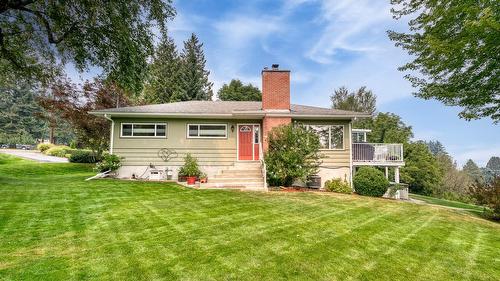 2705 9Th Avenue, Castlegar, BC 