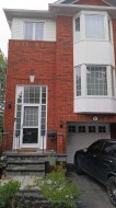 82 Mosaics Avenue Aurora, ON L4G 7L5