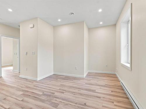 19 Elmwood Avenue, Dartmouth, NS 