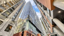 819 - 15 MERCER STREET Toronto, ON M5V 1H2