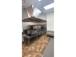 1631 Dickson Avenue Unit# 1000 Kelowna, BC V1Y 0B5