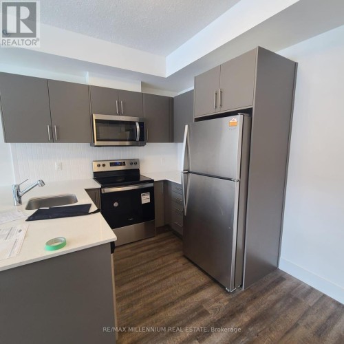 209 - 107 ROGERS STREET , Waterloo, Ontario N2J 0G3 2