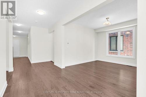 33 GLADMARY DRIVE , Brampton, Ontario L6Y 0E4 5
