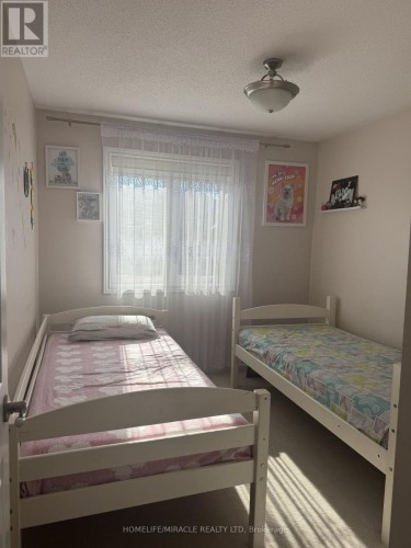 11 STOWMARKET STREET , Caledon, Ontario L7C 3Y5 5