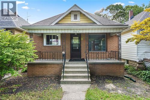 1347 Lincoln  Windsor, ON N8Y 2J2
