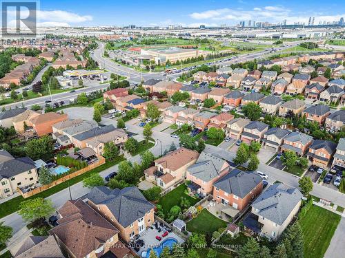 817 Brass Winds Place, Mississauga, ON 