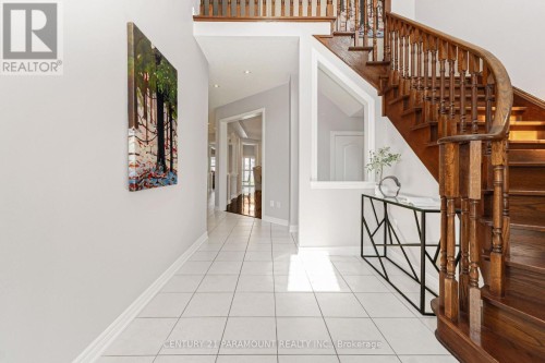 56 DOVEHAVEN CRESCENT  Brampton, ON L6P 2N8