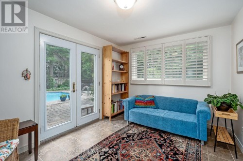280 Penn Drive, Burlington, ON 