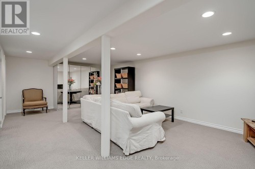 280 Penn Drive, Burlington, ON 