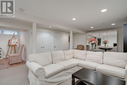 280 Penn Drive, Burlington, ON 