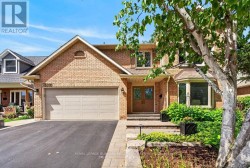 3205 TANIA CRESCENT  Burlington, ON L7M 3M7