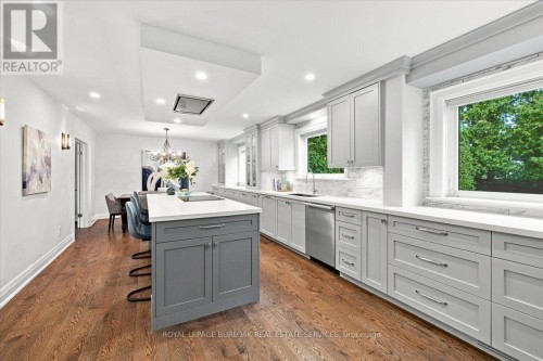 4430 Hawthorne Drive, Burlington, ON 