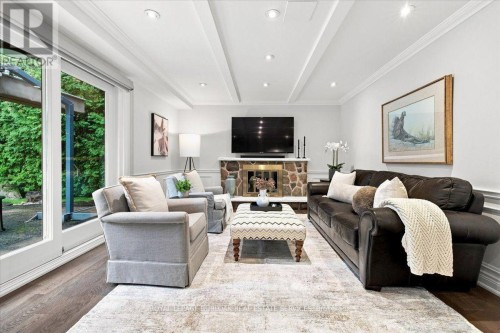 4430 Hawthorne Drive, Burlington, ON 