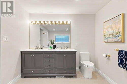 4430 Hawthorne Drive, Burlington, ON 