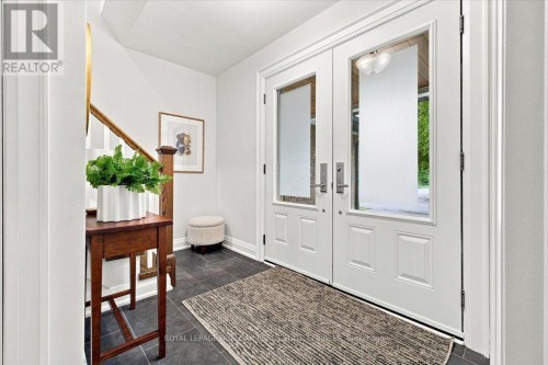 4430 Hawthorne Drive, Burlington, ON 