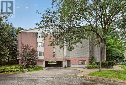 301 - 5 NIAGARA STREET  Grimsby, ON L3M 5A3