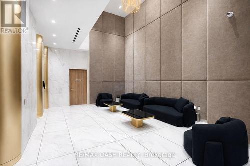 605 - 634 CHURCH STREET , Toronto, Ontario M4Y 0G9 3