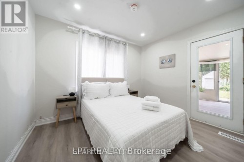1079 Deta Road, Mississauga, ON 